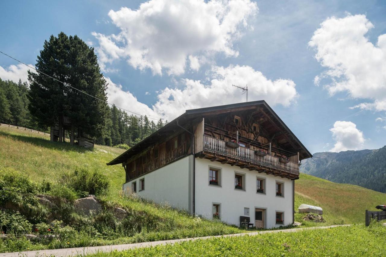 Ferienwohnung Kroesshof Sarentino Buitenkant foto